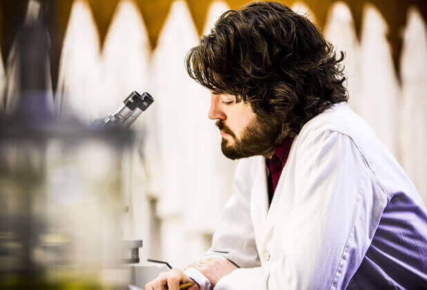uktv-utopia-year-2-episode-1-01